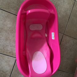 Baby Girl Bath Tub