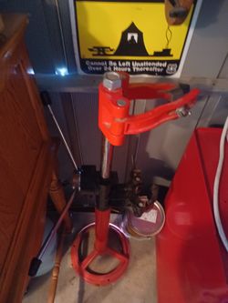 New Strut Machine