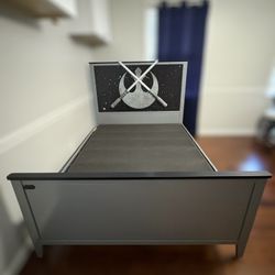  Star Wars Lightsaber Bed Frame