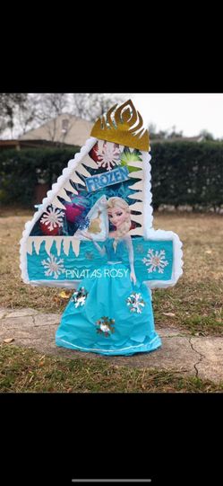 Frozen Birthday Party Piñata 