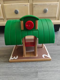 Brio Metro station with elevator