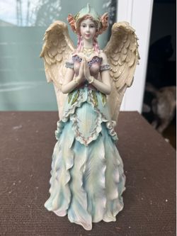 Fairy /Fae / Angel Figurine