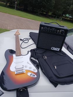 For sale, the Crate  guitar Like New