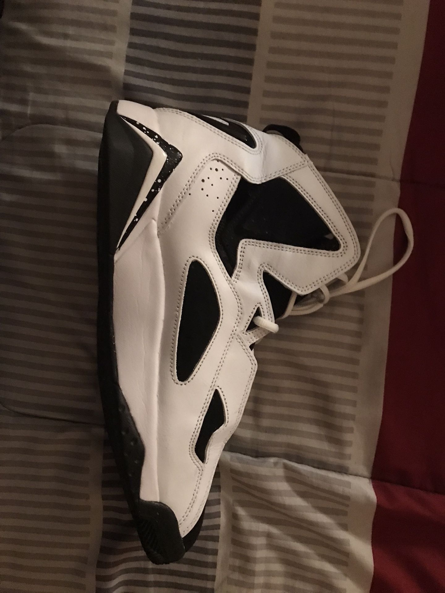 Jordan Tru Flights