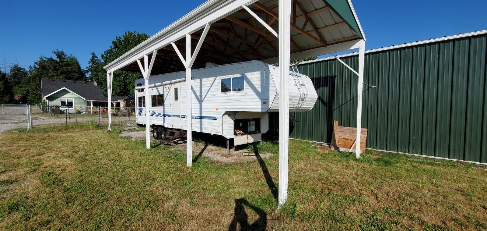 2004 Warrior 5th wheel