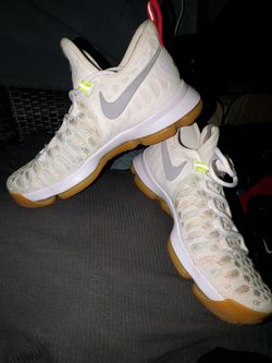 Nike KD 9 Basketball Sneakers size 8.5