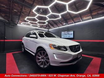 2017 Volvo XC60 T5 Inscription