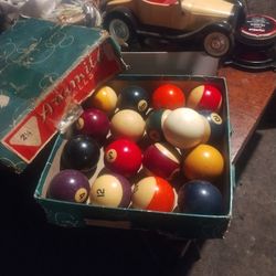 Older Pool Balls Sept No No.4 Sold
