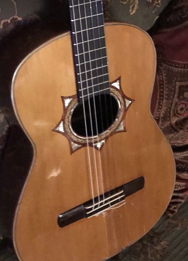 Jose luis Velazquez paracho Mexican guitar hand made real hard wood vintage