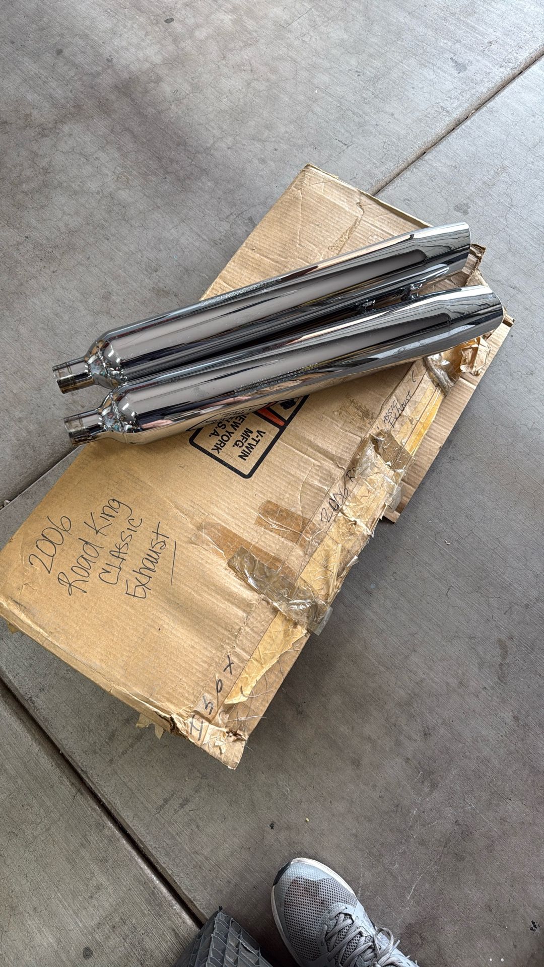 2006 Harley Davidson Road King Classic Slip On Mufflers