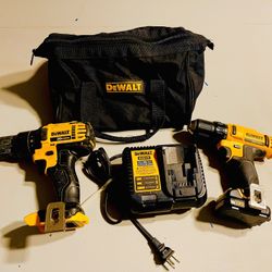 DeWalt Drill/Battery/ Bag