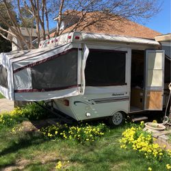 Palomino Camp Trailer