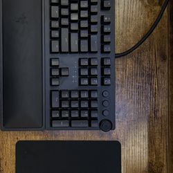 Razor Huntsman Elite and Logitech G502 Lightspeed Wireless Mouse