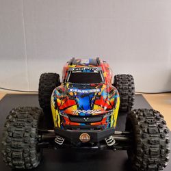TRAXXAS R/C CAR HOSS VXL 4X4