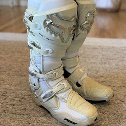 Fox Instinct Boots Size 10