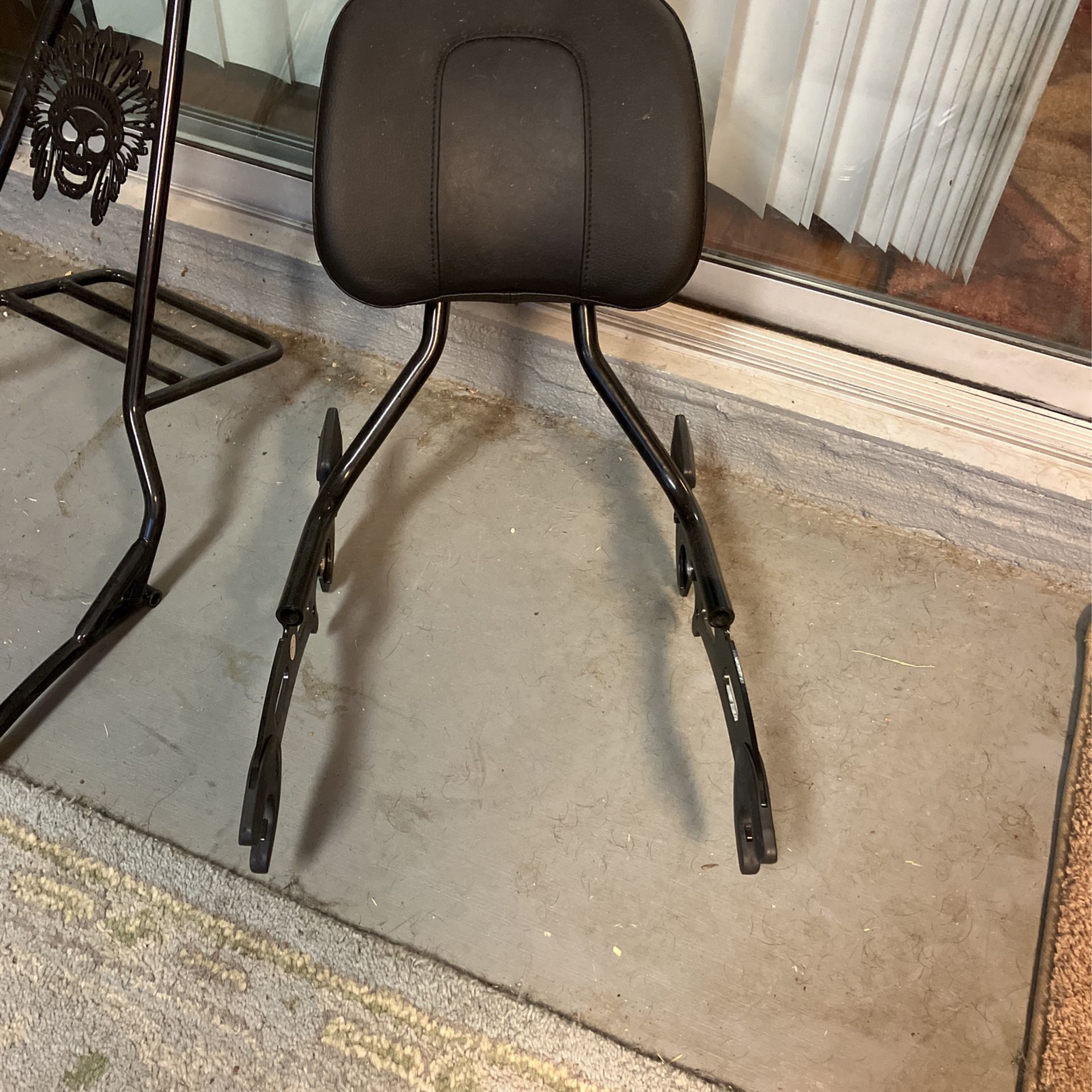 Indian Chief 2022 Sissy Bar With Back Rest