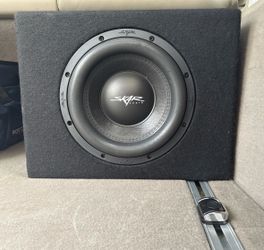 USED SKAR AUDIO SVR-1X10D2 SINGLE 10" 1600 WATT LOADED PORTED SUBWOOFER ENCLOSU
