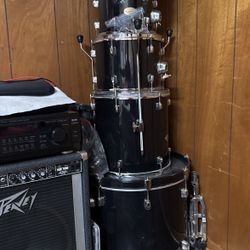 Pearl Drum Set