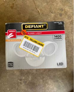 Defiant Wired LED Flood Light 1400 Lumens White