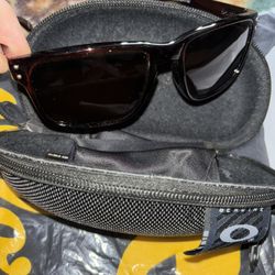 Oakley Holbrook Bronze Color 