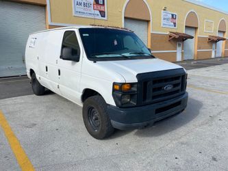 Cargo van E150 año 2008