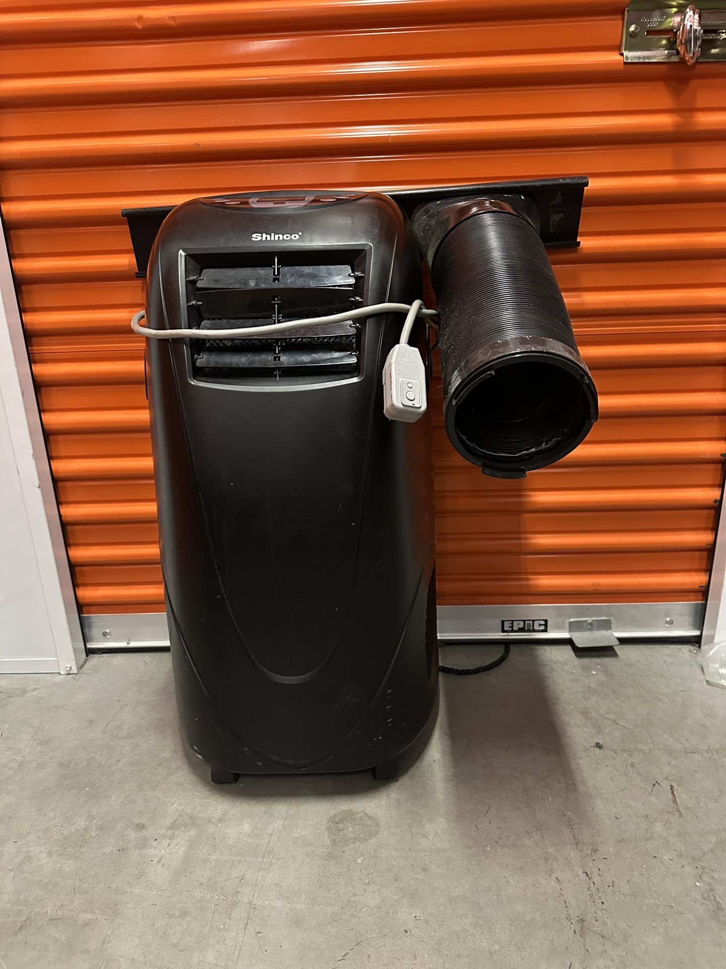 AC window Unit