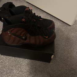 Nike Air Foamposite Pro “Hyper Crimson” 