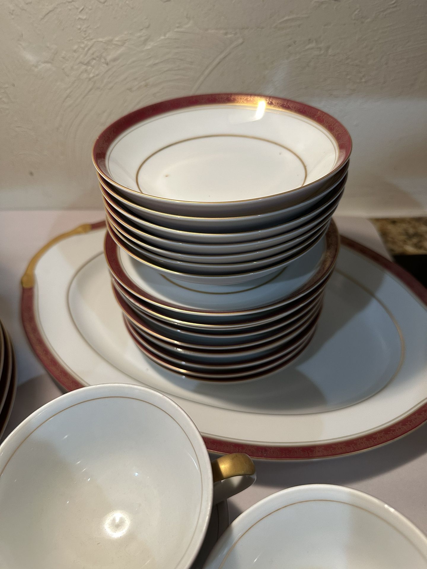 45 Pcs Vintage Royalty Burgundy Gold Pattern 110 Elegant Dinnerware Express Chinaware Of Japan
