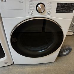LG  front load gas dryer large capacity