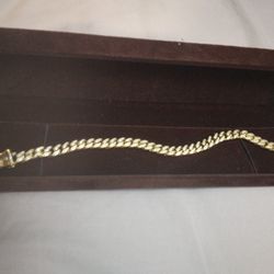 Cuban Link Bracelet 