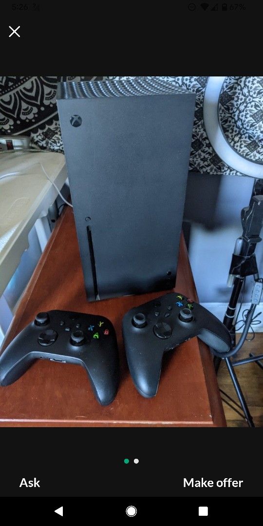 Series X With Two Controllers
