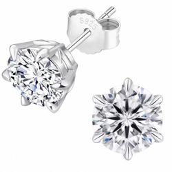 Moissanite Stud Earrings 