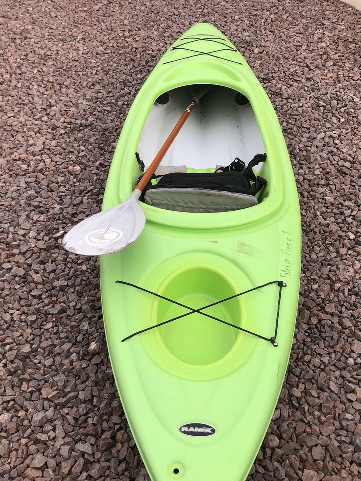 Pelican 10’ Trailblazer Kayak With Paddle