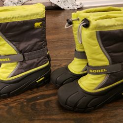 Brand New SOREL big Boys Boots 4&5