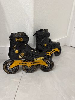 Patines dorados y negros con poco uso