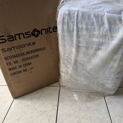 Samsonite Mid - Century Modern Spinner Luggage 