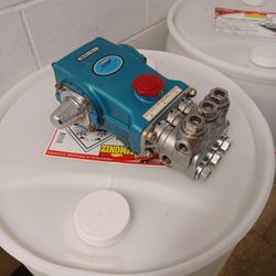 Cat Pump 530 