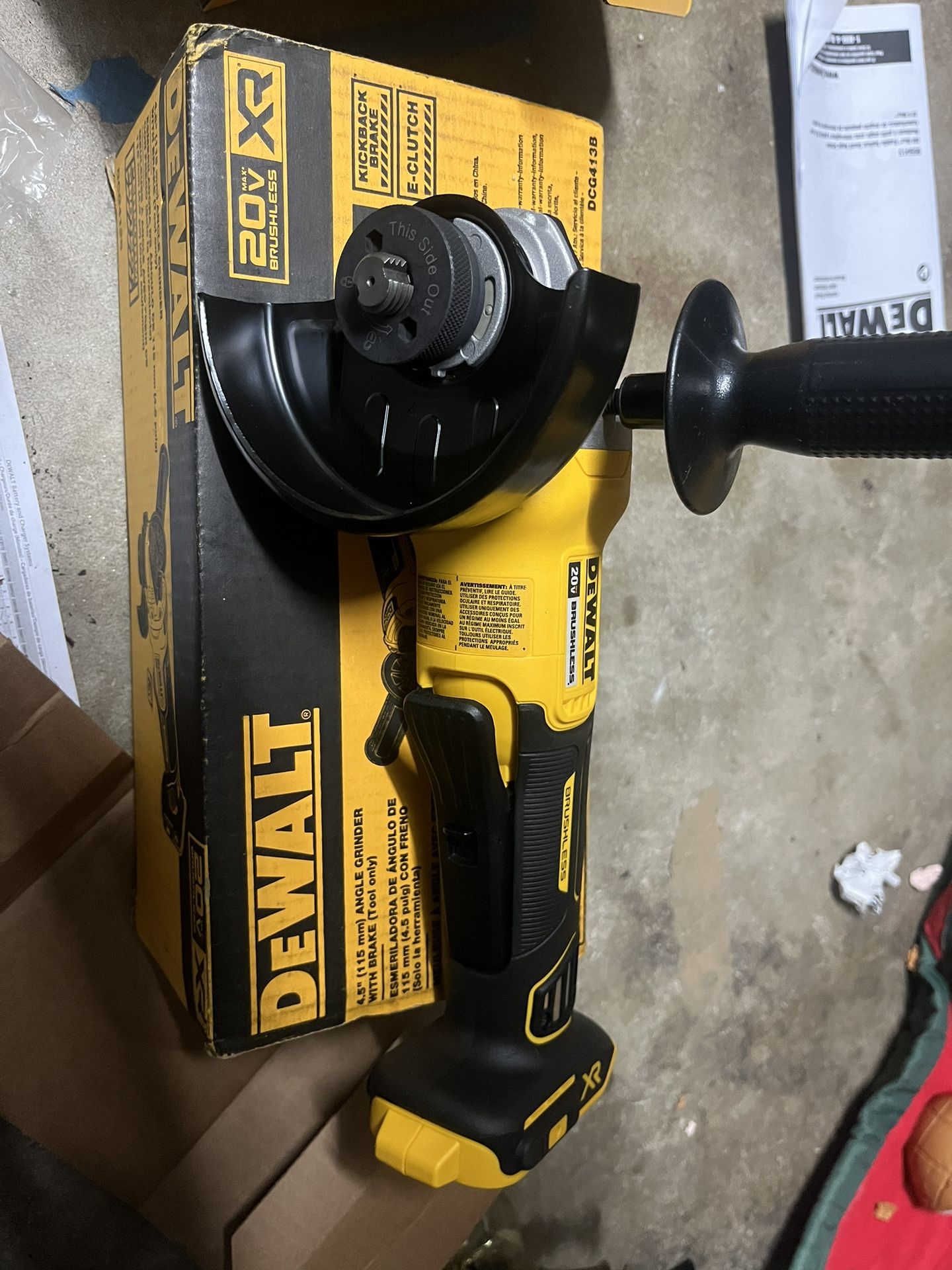 Dewalt Angle Grindr 