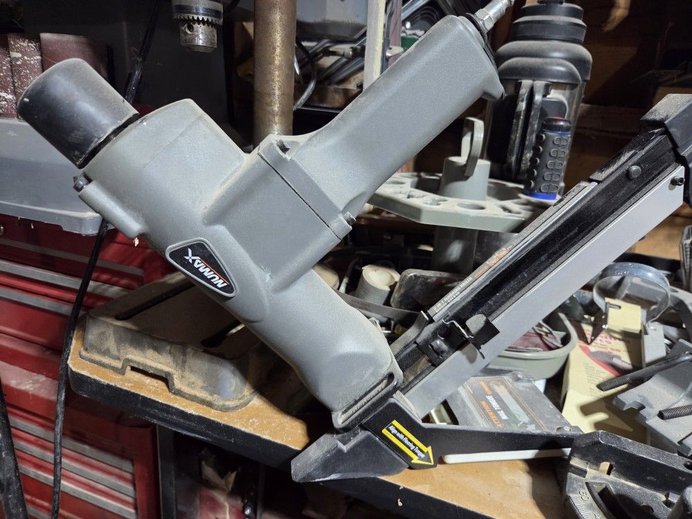 Numax Nailer
