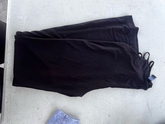 Pretty little thing (black pants)