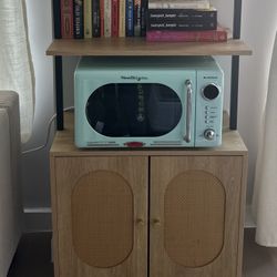 Retro Microwave Oven, 0.7 Cu. Ft, Aqua color- $100 MOVING SALE