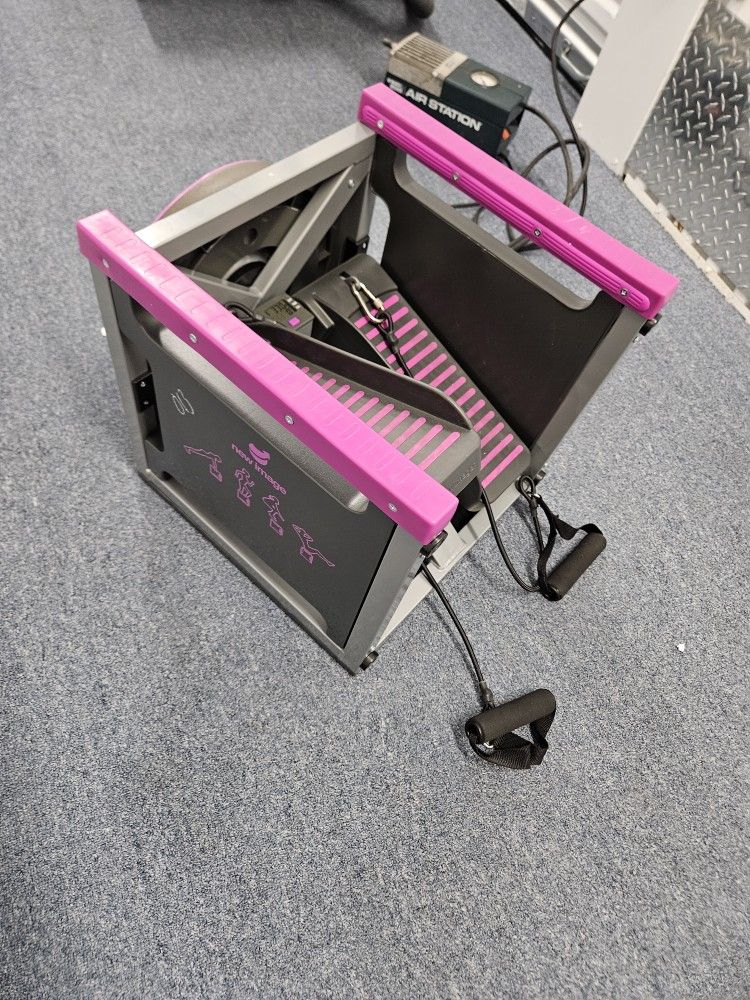 Portable step Excercise machine...workout step box abe Excercise stool for push ups, jumping
