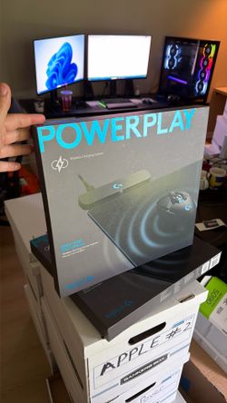 Logitech Powerplay wireless charging mousepad