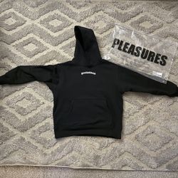 Pleasure Hoodie 