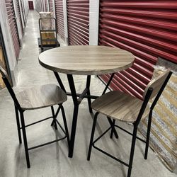 Dining Table And Chairs 