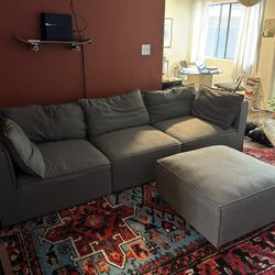 Sectional couch with ottoman