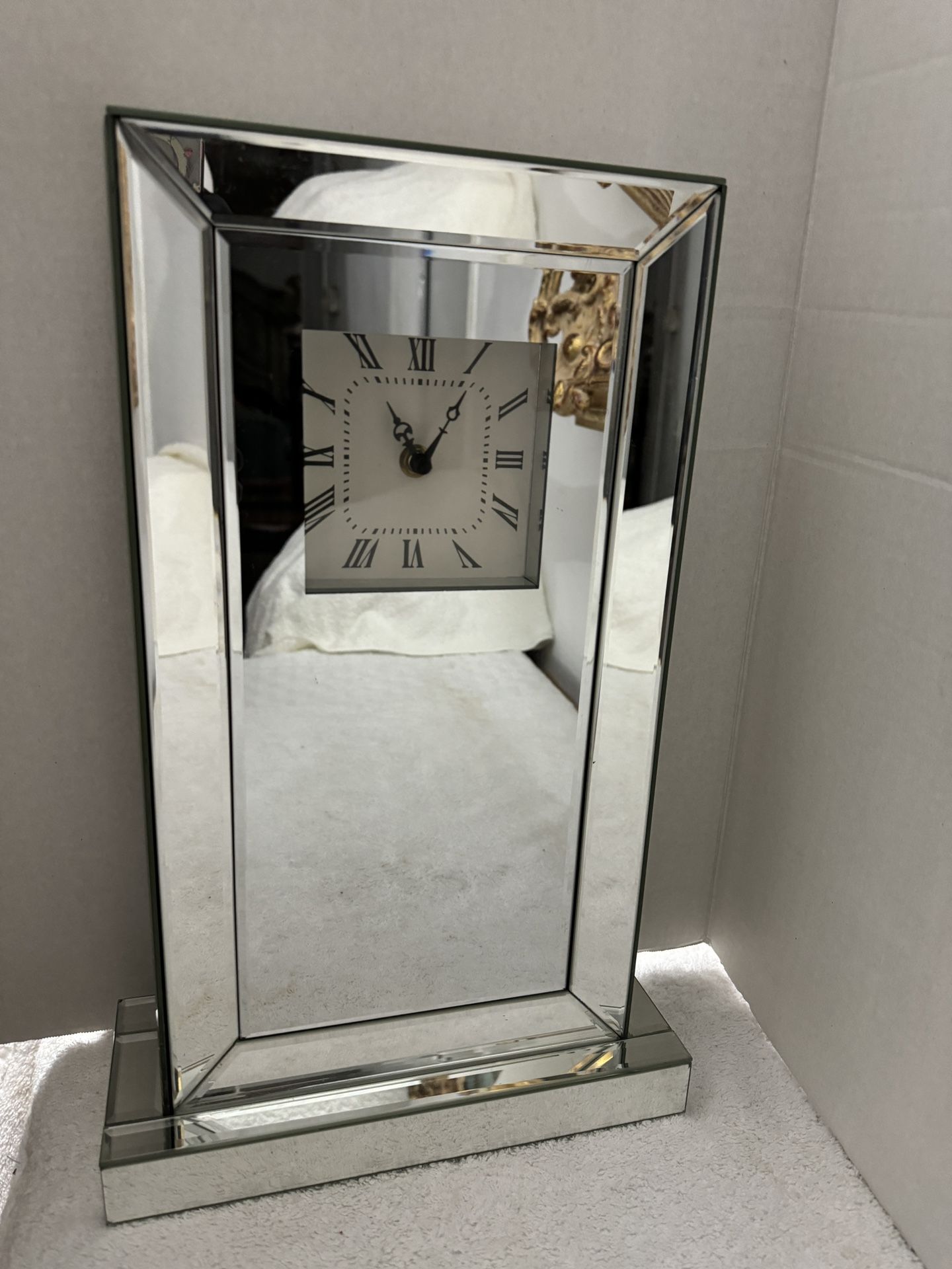 Mirror Clock