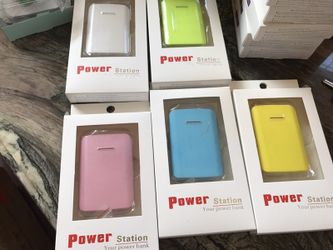 Power bank portable charger for 2 devices at the same time