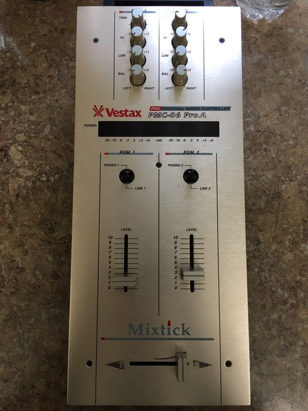 Vestax pmc 06 mixstick mixer