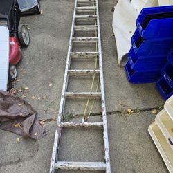Ladder 20ft Used In Good Condition Working Good 